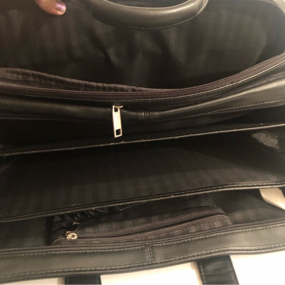 Stebco Leather Briefcase/ Computer Bag Black Handles and Shoulder Strap - Picture 3 of 9
